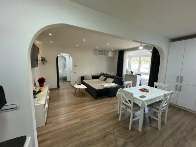 Resita, Appartement Premium 2 Chambres, Agencement Semidécomantagé, Centre-Ville - foto 14