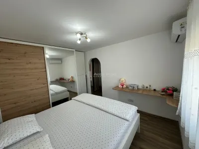 Resita, Appartement Premium 2 Chambres, Agencement Semidécomantagé, Centre-Ville - foto 6