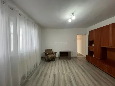 Lugoj, Ap. 2 Cam. Et. 3 Recent Renovat, Zona Timisorii - foto 18