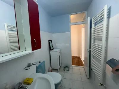 Lugoj, Ap. 2 Cam. Et. 3 Recent Renovat, Zona Timisorii - foto 22