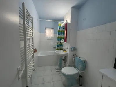 Lugoj, Ap. 2 Cam. Et. 3 Recent Renovat, Zona Timisorii - foto 6
