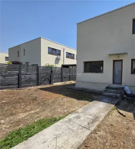 Spacious Duplex Villa, Green City - 4 Bedrooms, 3 Bathrooms, 120sqm - foto 4