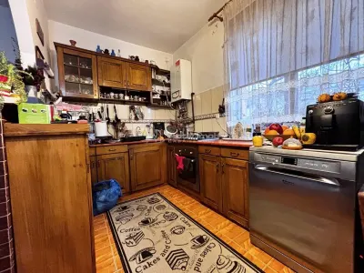 Casa cu grădina - Cartierul Nou - foto 4