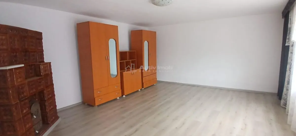 Casa 8 camere de vanzare Valea Voievozilor Targoviste 653mp teren - foto 5