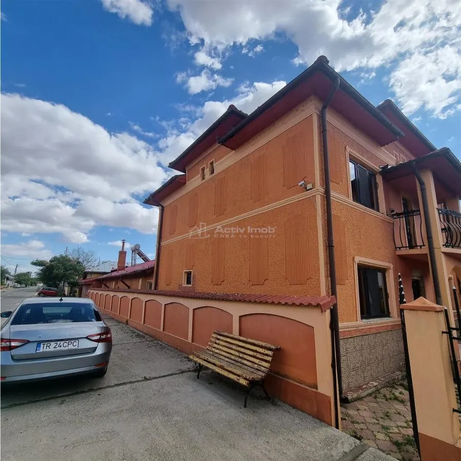 Casa Vila si curte in Poroschia - foto 2