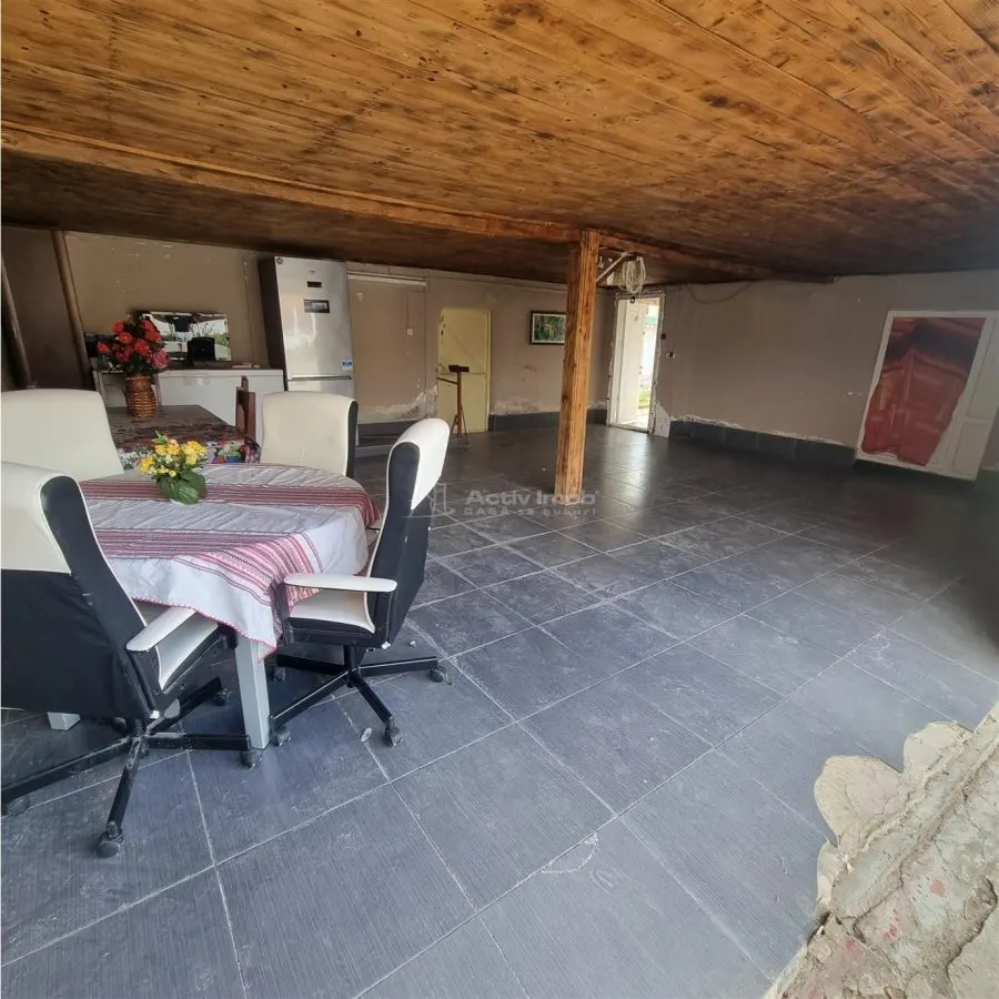 Casa Vila si curte in Poroschia - foto 11