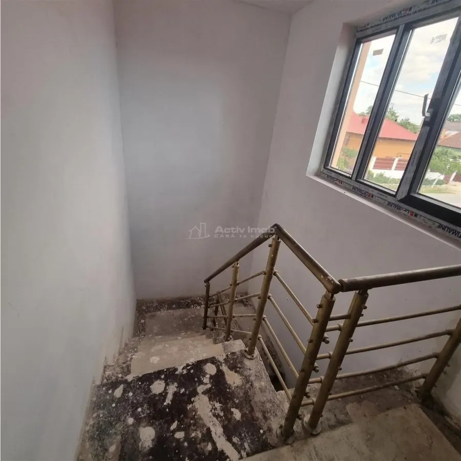 Casa Vila si curte in Poroschia - foto 13