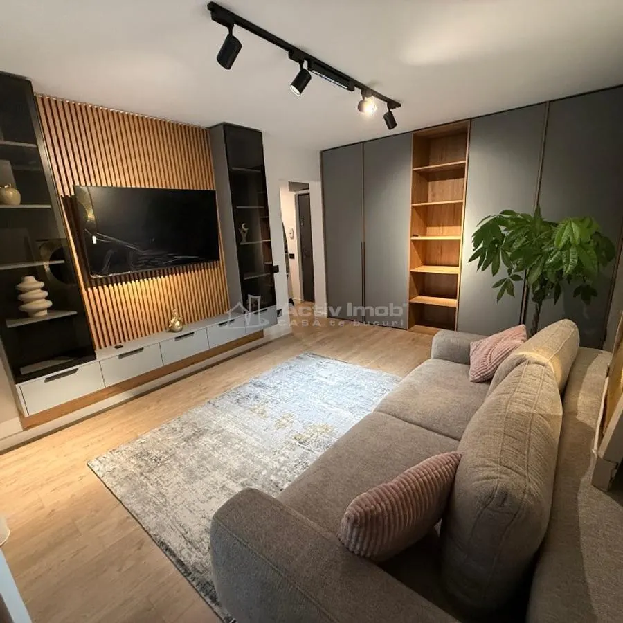 3 camere decomandat - 2 bai - Tineretului - foto 1