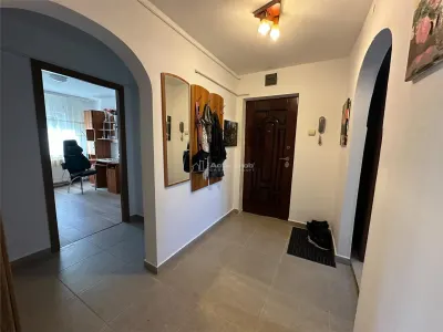Bocsa, Appartement 3 Chambres, Confort Supérieur, Zone Pescarus - foto 14