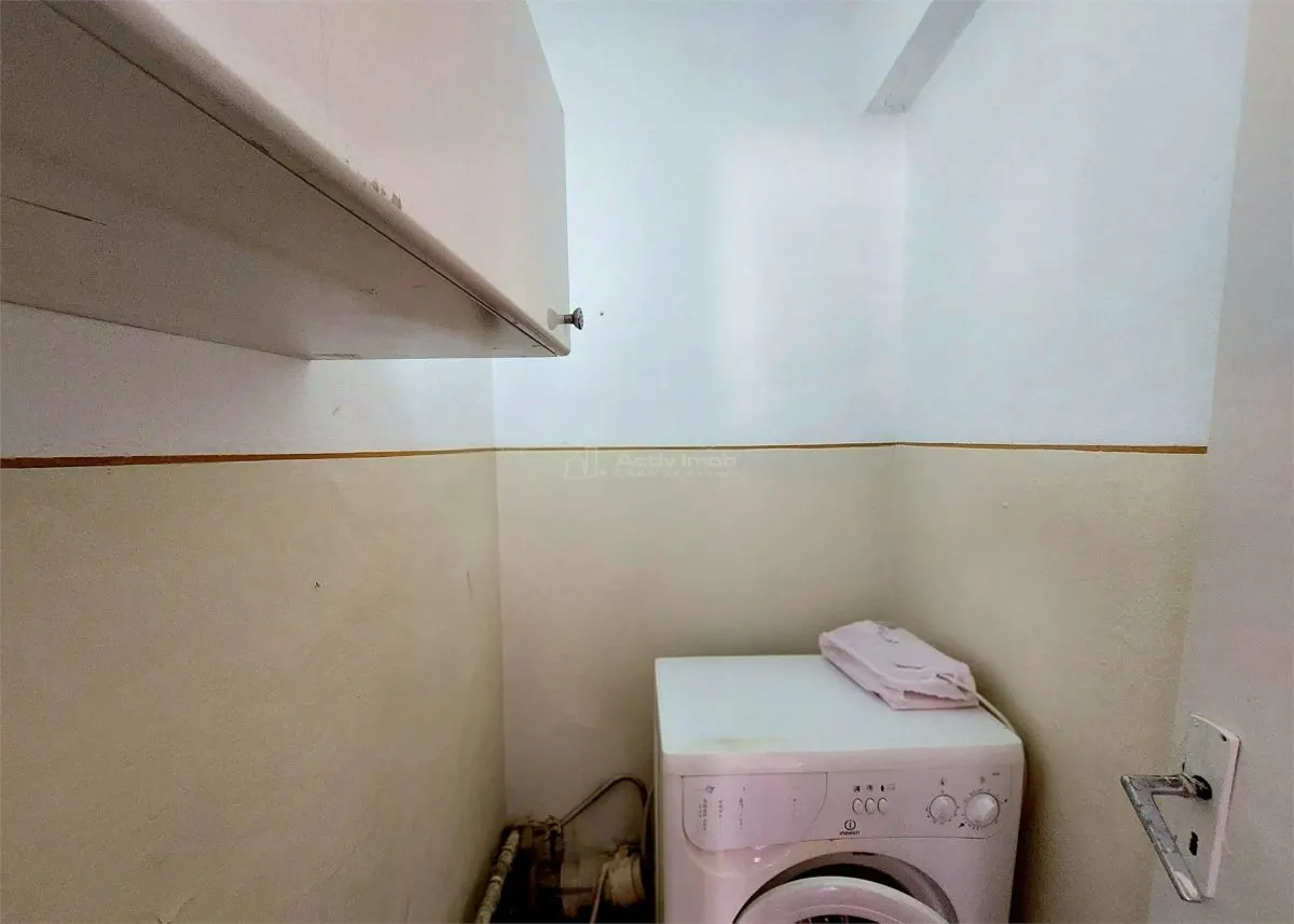 3 camere,decomandat, CENTRU - Str. Victoriei, etaj 3 - foto 12