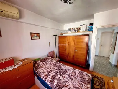3 camere,decomandat, CENTRU - Str. Victoriei, etaj 3 - foto 5