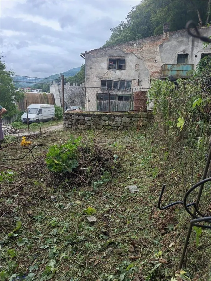 奥拉维察，带商业空间的房屋，拉库尔米克区，价格可议 - foto 20