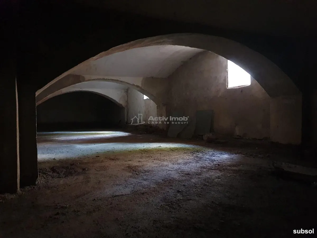 Bocsa Montana, Casa Solida + Teren, Strada Principala - foto 14