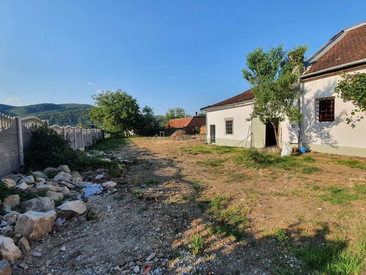 Bocsa Montana, Casa Solida + Teren, Strada Principala - foto 22