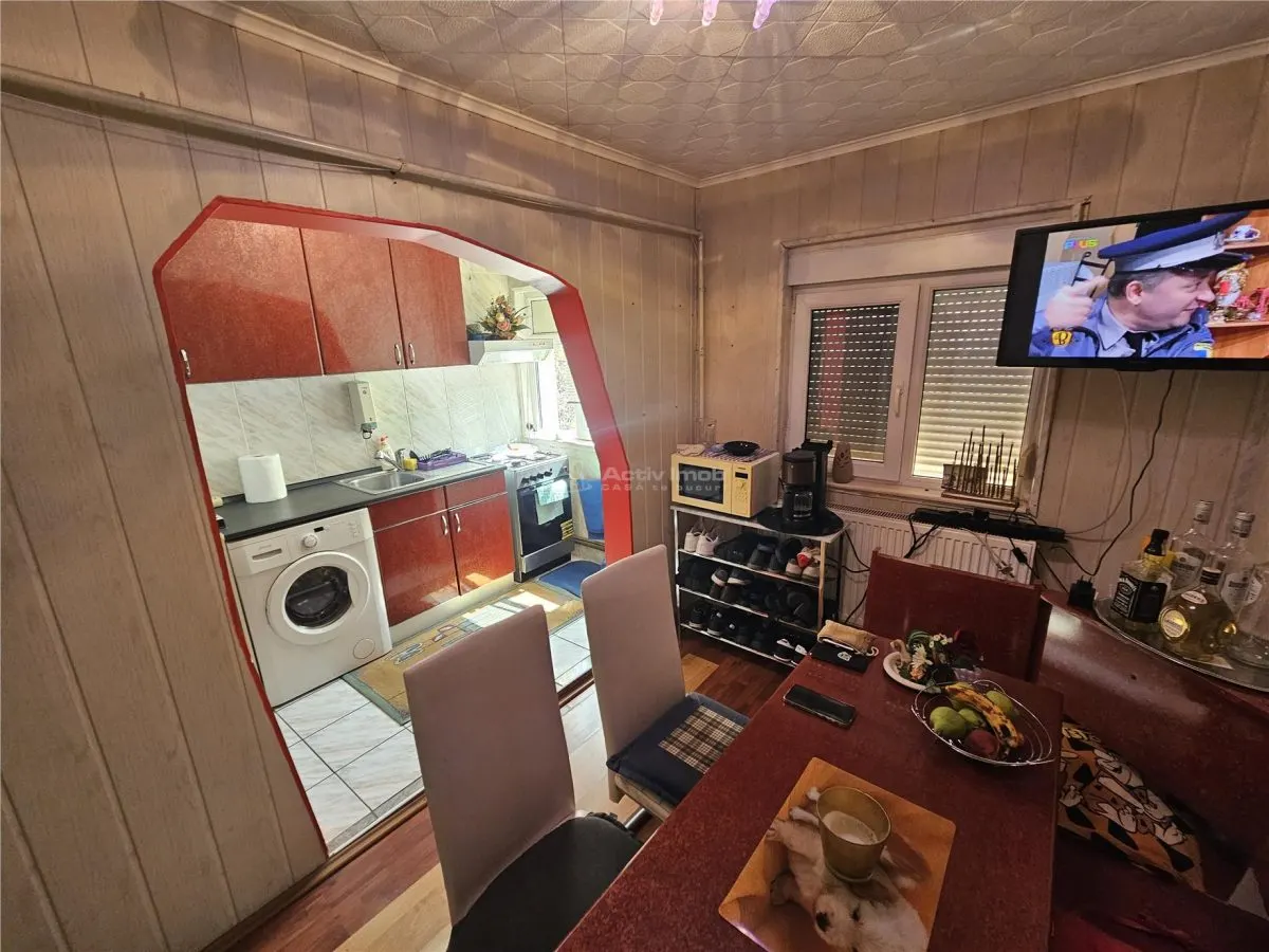 Resita, 3-Bedroom Apartment, 2nd Floor, Furnished & Equipped - foto 18