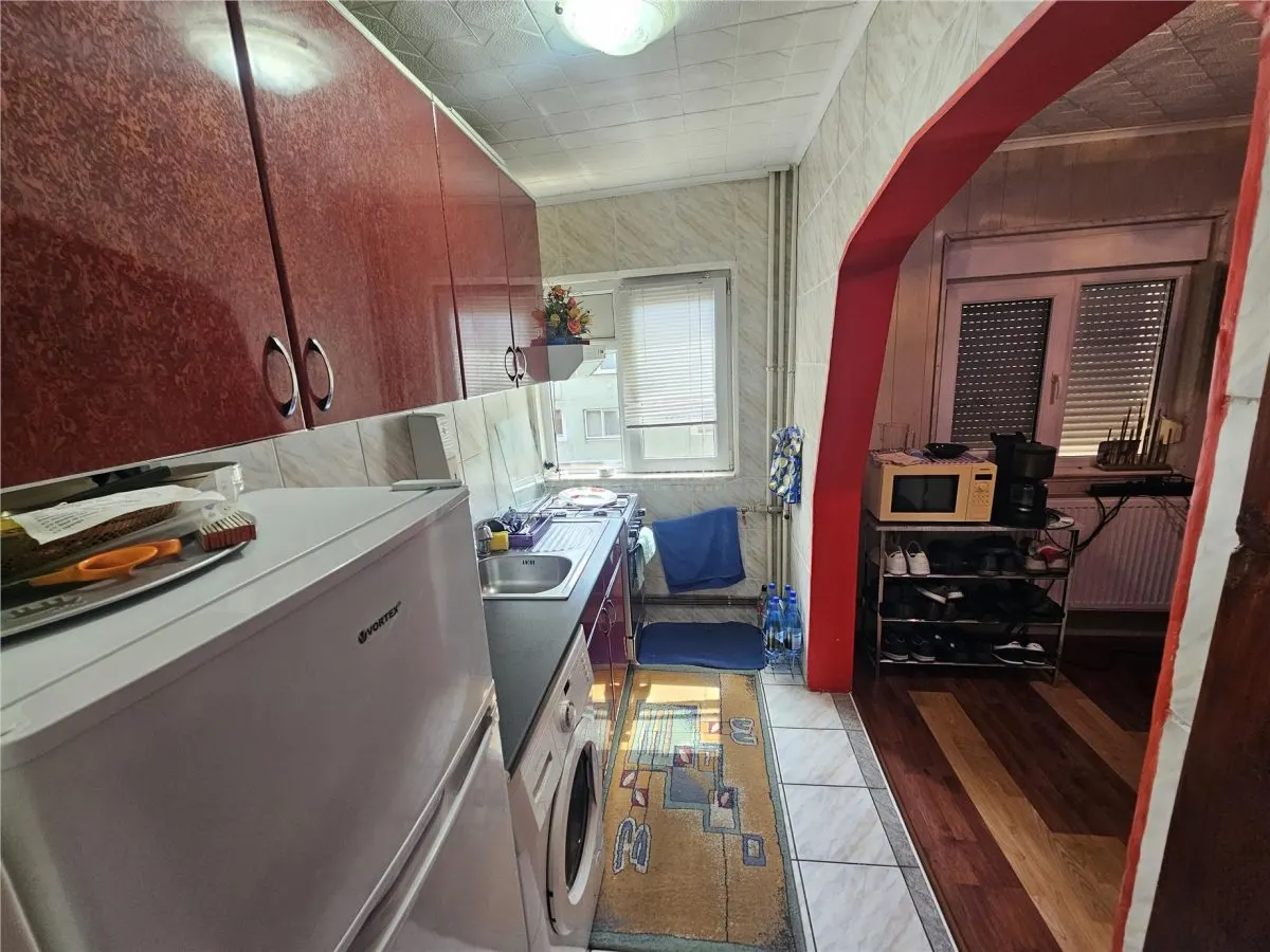 Resita, 3-Bedroom Apartment, 2nd Floor, Furnished & Equipped - foto 19