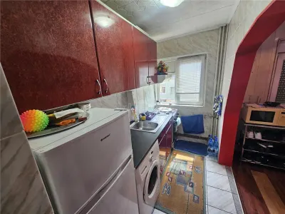 Resita, 3-Bedroom Apartment, 2nd Floor, Furnished & Equipped - foto 8