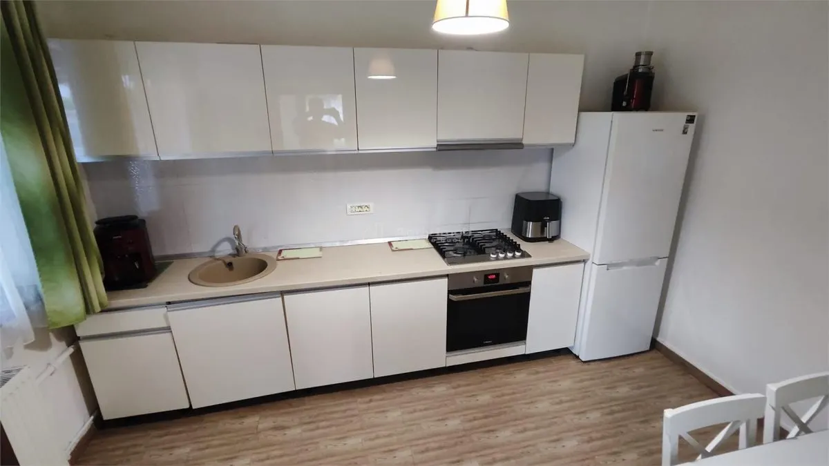 Casa individuala cu 5 camere - Zadareni - foto 11