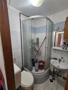 雷希察，单间公寓，全套家具和设备，卡拉恩塞贝什路 - foto 18