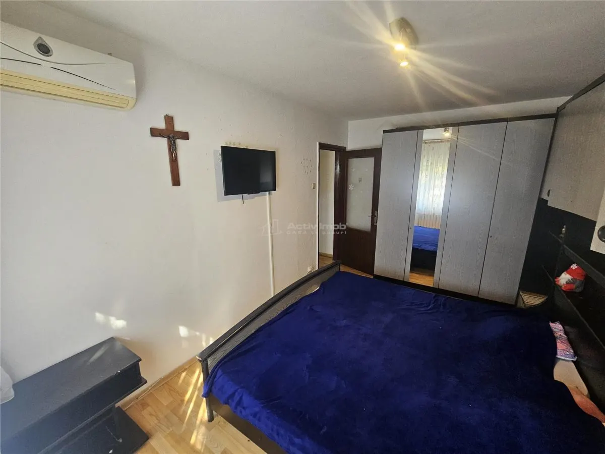 Resita, 3-Bedroom Split-Layout Apartment, Furnished & Equipped, Micro 2 - foto 16