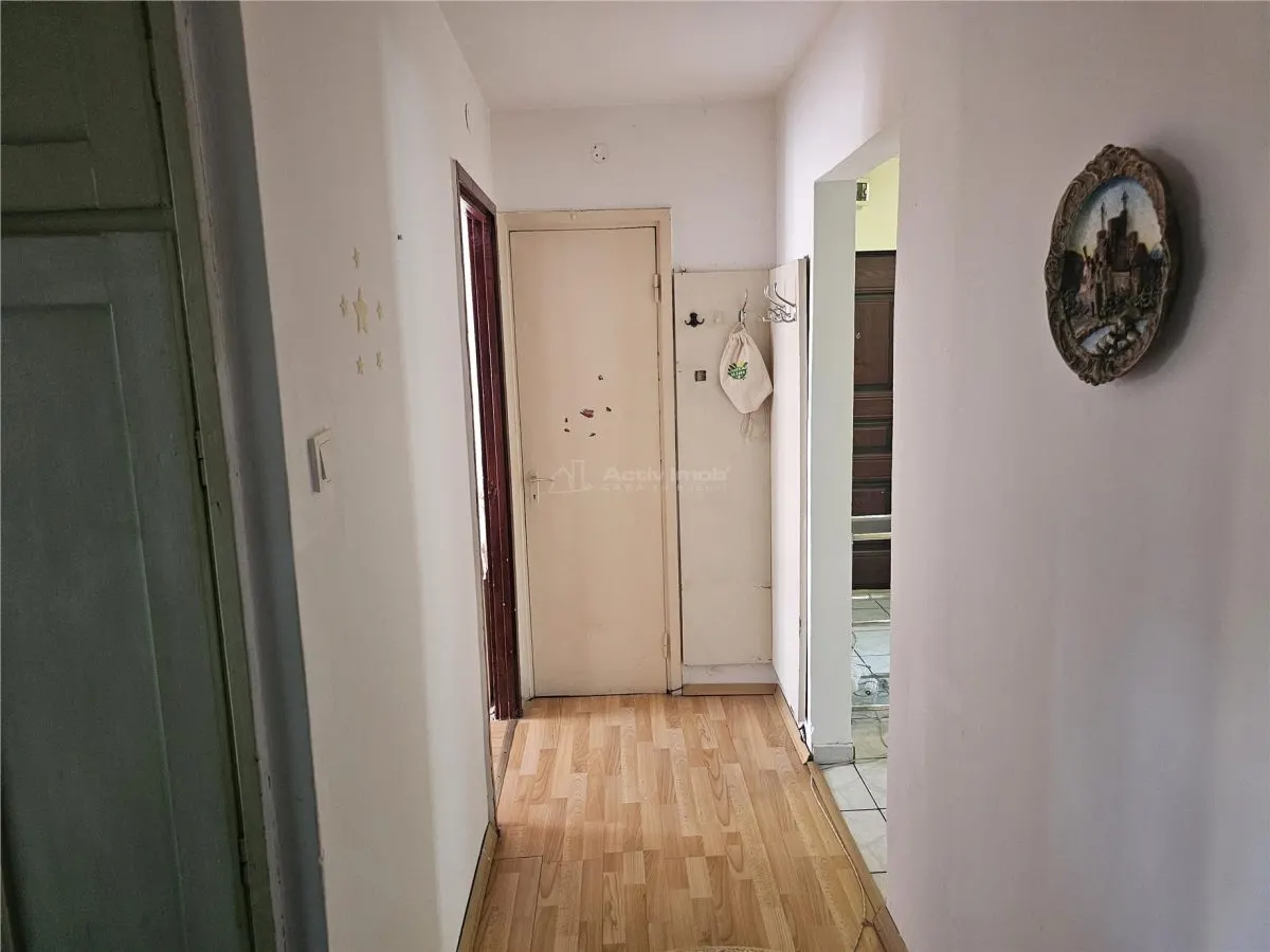 Resita, 3-Bedroom Split-Layout Apartment, Furnished & Equipped, Micro 2 - foto 19