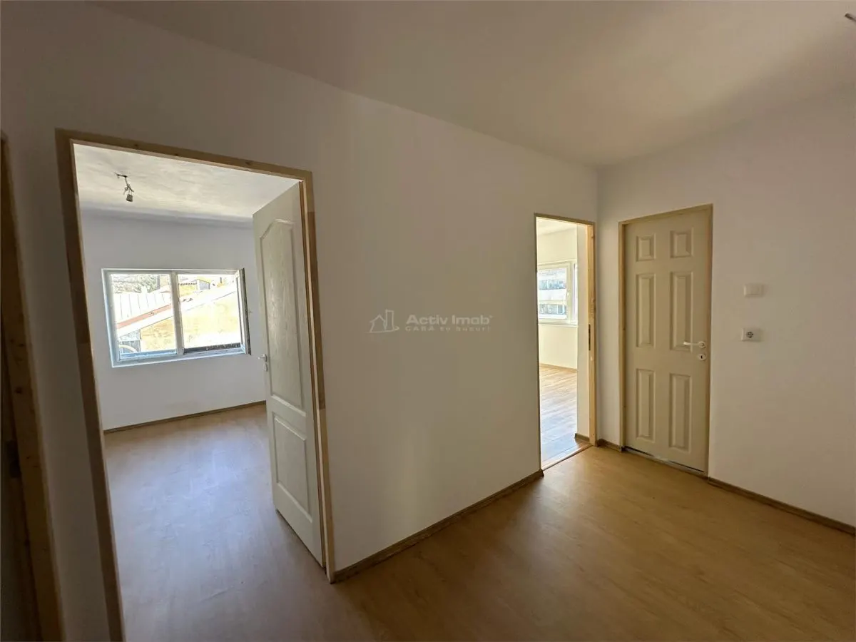 Resita, 3-Bedroom Apartment, Comfort Grade 1, Separated Layout, Central - foto 16