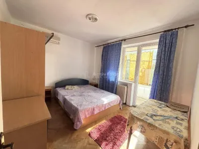 Apartament 3 camere - Rogerius - Str Selimbarului - etaj 4 - foto 5