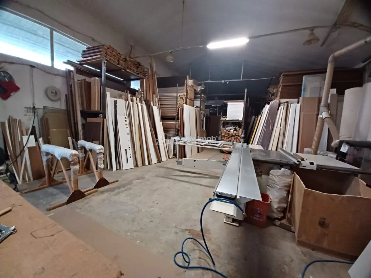 Entreprise de Fabrication de Mobilier sur Mesure avec Showroom, Otopeni – Therme - foto 1