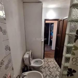 بوتشا، شقة 3 غرف نوم بتخطيط منفصل، موقع مركزي - foto 18