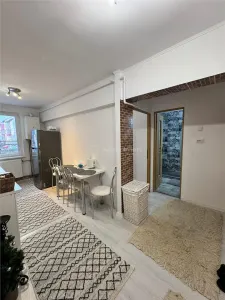2 camere - Iuliu Maniu - Parter - Deva