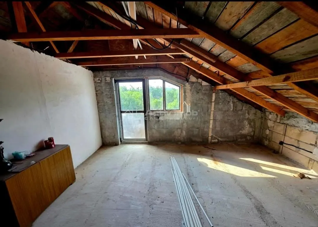 Vanzare, RATE sau SCHIMB, Casa P+M, teren 600 mp, Doicesti - foto 12