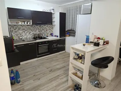 شقة بغرفتي نوم في منطقة وسط مولدافيا نويا، بجانب السوق - foto 3