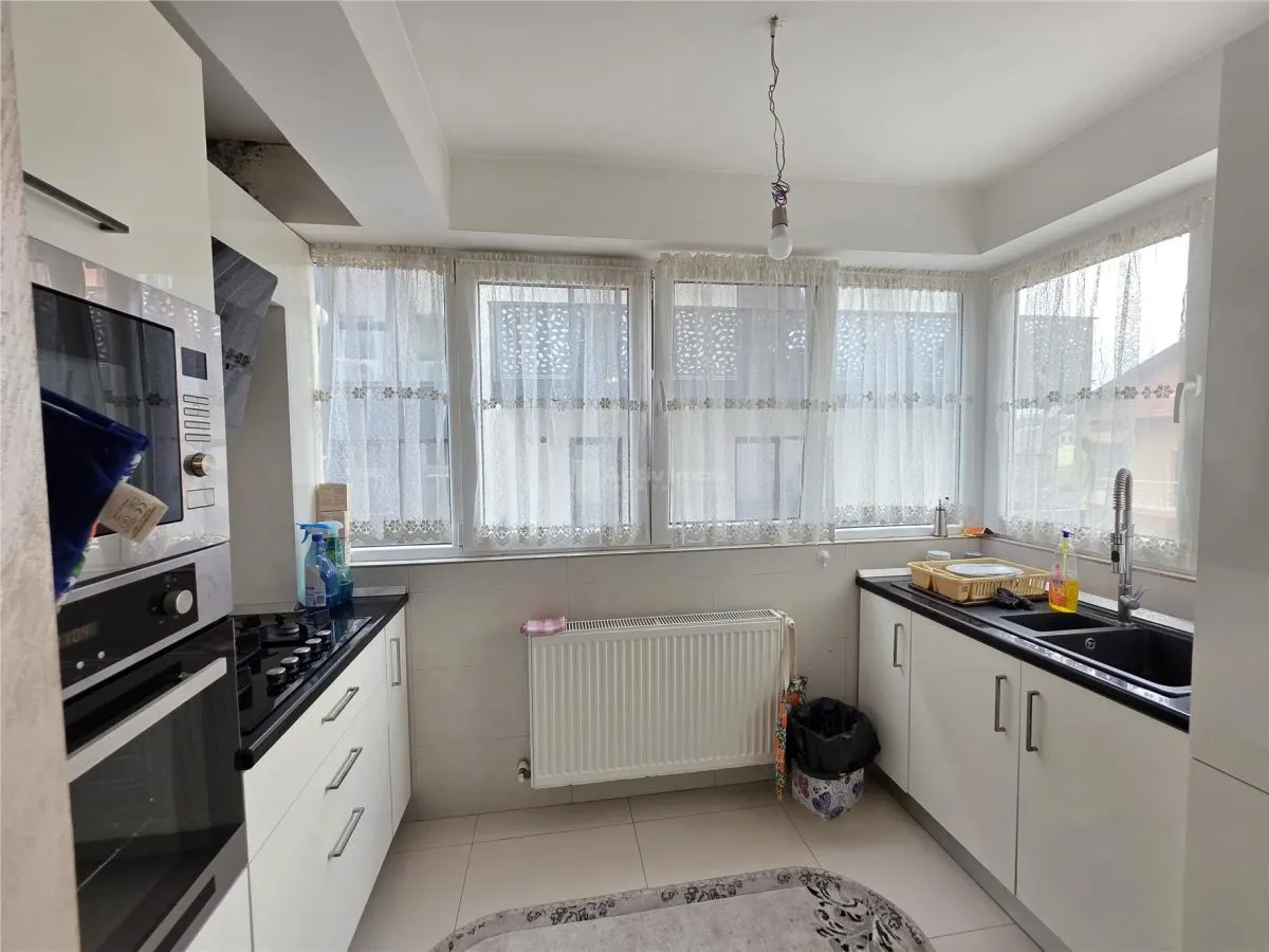 3 Camere - loc parcare - Corvaris Residence 21 - Aparatorii Patriei - foto 6