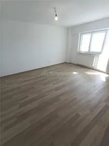 公寓出售，曼加莱亚路 - Constanta