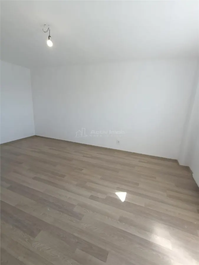 Studio à Vendre, Route de Mangaliei - foto 6