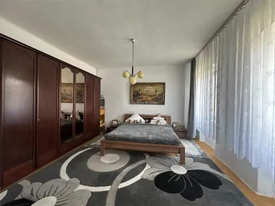 Bocsa Montana, Substantial Family Home on Main Road - foto 6