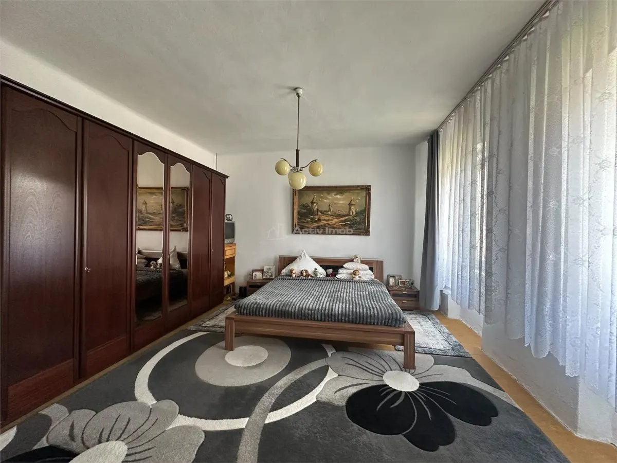 Bocsa Montana, Substantial Family Home on Main Road - foto 6