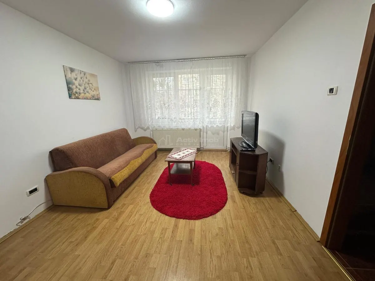 Resita, Appartement 3 Chambres, Disposition Semi-Ouverte, Centre-Ville - foto 21