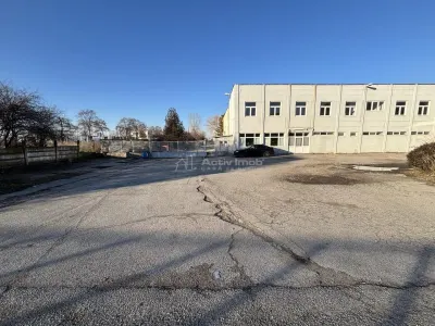 工业综合体 30,130 平米建筑面积 – 土地 42,558 平米 - foto 2