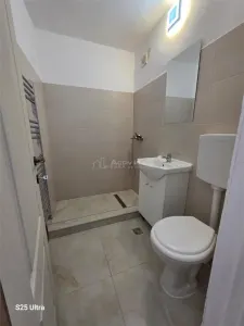 Apartamento de 3 Dormitorios en Venta o Intercambio, Completamente Reformado - foto 11