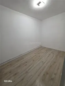 Apartamento de 3 Dormitorios en Venta o Intercambio, Completamente Reformado - foto 5