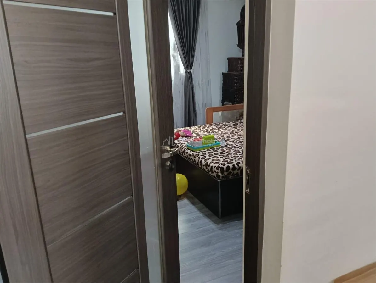 Casa de vanzare cu 6 Dormitoare-Teren 1.100 mp- Popesti-Giurgiu-Pozitie stradala-Partial mobilata - foto 8