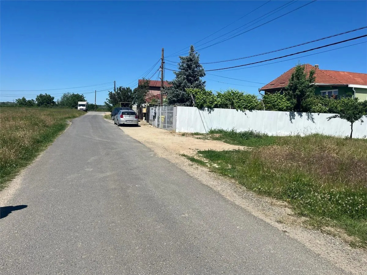 Lugoj, Teren 2.650 Mp. Front 19 ml., La Ieșire Spre Caransebeș - foto 9