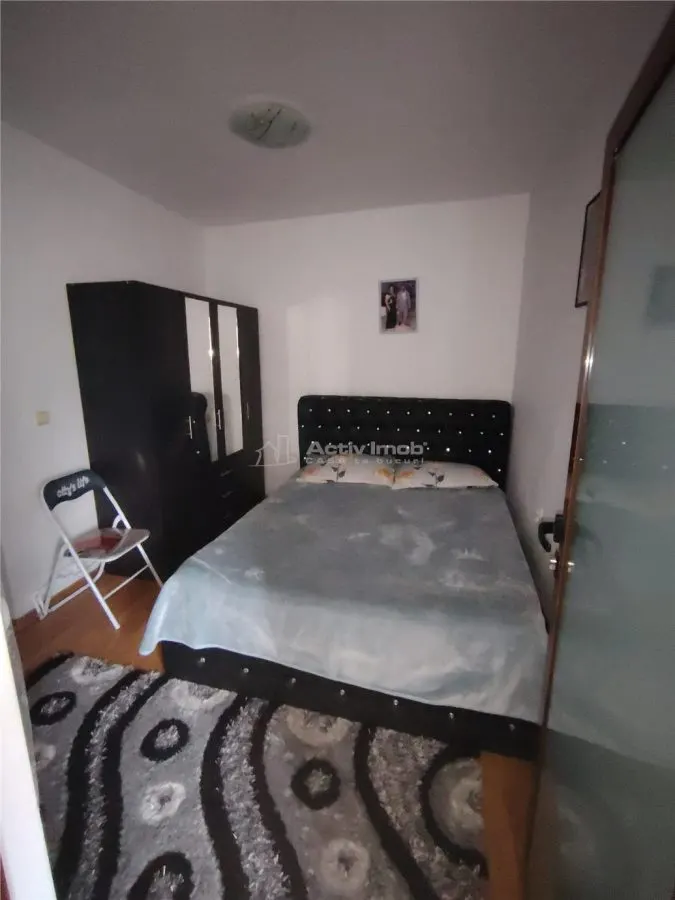 Casa 3 camere de vanzare zona Liceul Carabella - foto 6