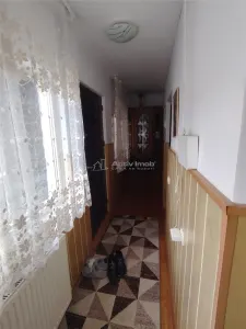 Casa 3 camere de vanzare zona Liceul Carabella - foto 10