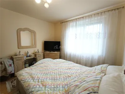 Apartament 2 camere in zona centrala Moldova Noua - foto 8