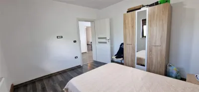 House / villa for sale 210 sqm in Resita, Calea Caransebesului area - foto 11