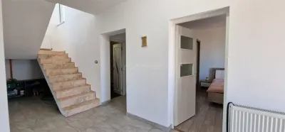 House / villa for sale 210 sqm in Resita, Calea Caransebesului area - foto 17