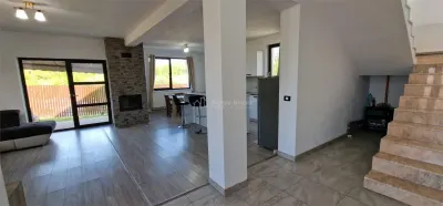 House / villa for sale 210 sqm in Resita, Calea Caransebesului area - foto 9
