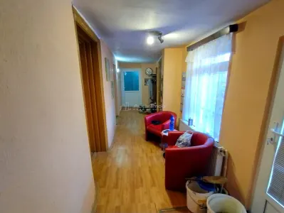 Nicolint, Casa la Cheie, 5 Camere, Mobilata Utilata, Pret FIX - foto 7